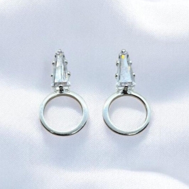 Brinco Circulo com Brilhante Navete