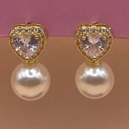Brinco Coração c/ Zirconias e Pérola