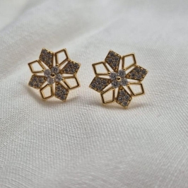 Brinco Flor Detalhada