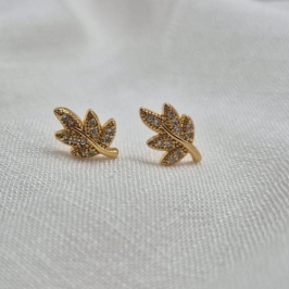 Brinco Folhas Brilhantes