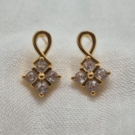 Brinco Losango Brilhantes