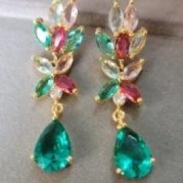 Brinco Pedras Coloridas