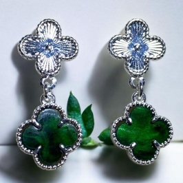 Brinco Trevo Pedra Verde