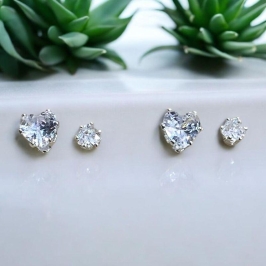 Par de Brincos Ponto de Luz Coração/Ponto Prata