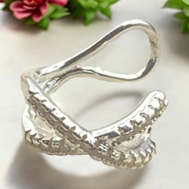 Piercing Fake Cravejado em 