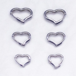 Trio de Brincos Corações Prata