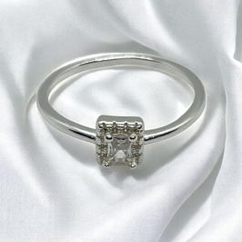 Anel Brilhante Quadrado