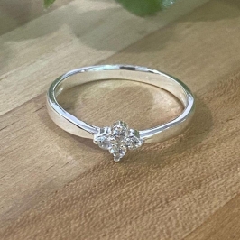 Anel 4 Brilhantes em Cruz