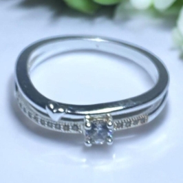 Anel Pedra Solitária 2 Vias Brilhante Coração Prata