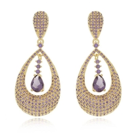 Brinco Cravejado Brilhantes e Pedras Roxas