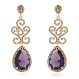 Brinco Detalhado Brilhantes e Pedra Roxas
