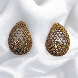 Brinco Gota Detalhada Vazada