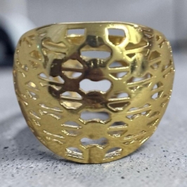 Anel Detalhado Vazado