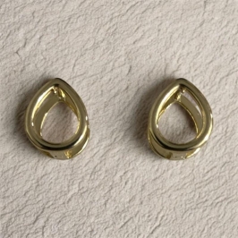 Brinco Gota Vazada 2 Lados Pequeno