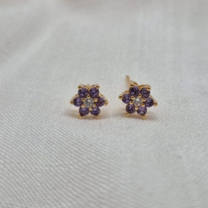 Brinco Flor Brilhantes Roxos