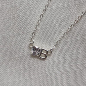 Corrente Pingente Brilhante Letra 