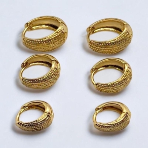 Trio de Brincos Argolas Trabalhadas