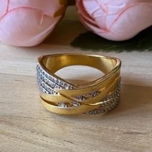 Anel Transpassado Duplo Cravejado