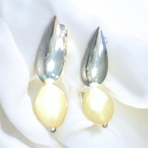 Brinco Gota com Perola de Pressão