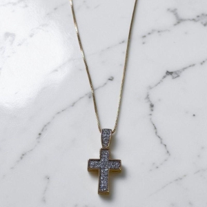 Corrente c/ Pingente em Cruz Quadrada Cravejado