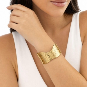 Bracelete Maciço Detalhado