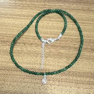 Colar Pedras Jade Esmeralda 3mm Pingente Gota
