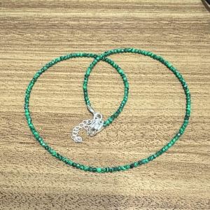 Colar Pedras Malaquita 2mm