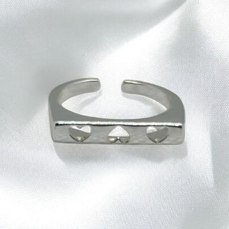 Anel Corações Vazados Regulável