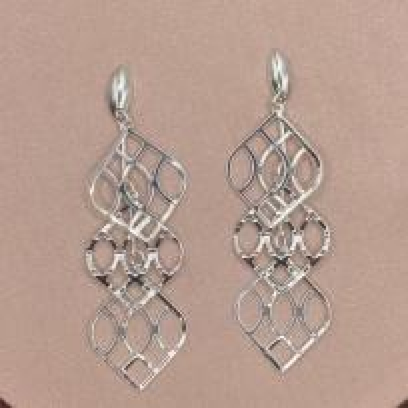 Brinco 3 Telas Vazadas