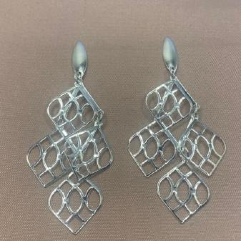 Brinco 4 Telas Vazadas