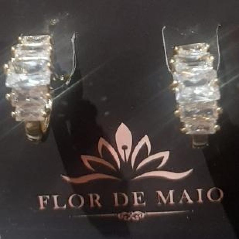 Brinco Argola Pedras Cristal