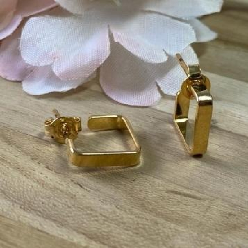 Brinco Argola Quadrada Pequena