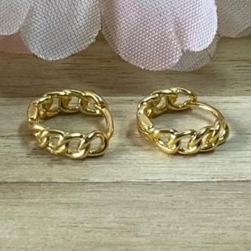 Brinco Argolinha Trançada