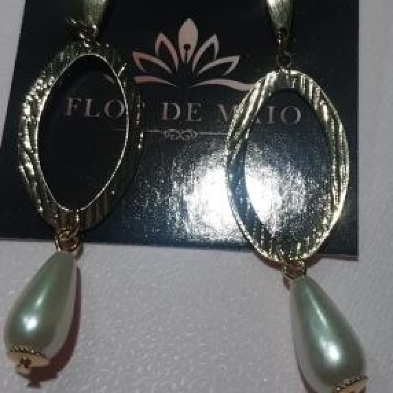 Brinco Comprido Perola