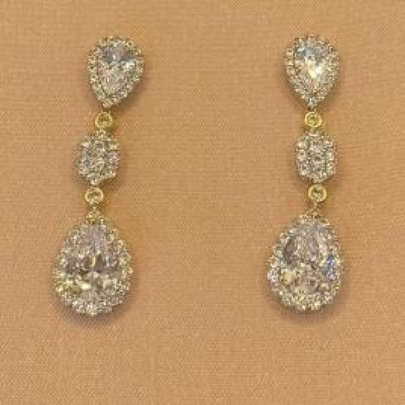 Brinco Dourado Pedras Cristal