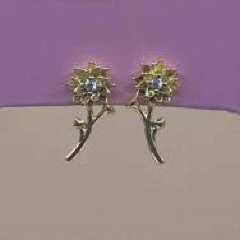 Brinco Flor c/ Zirconia no Centro