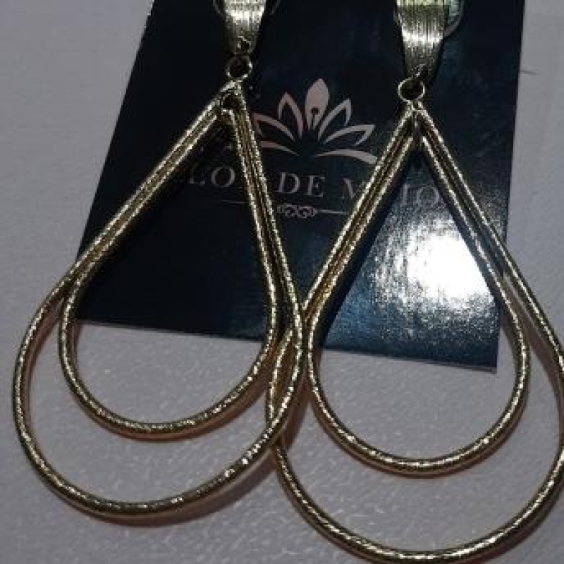 Brinco Gotas Douradas