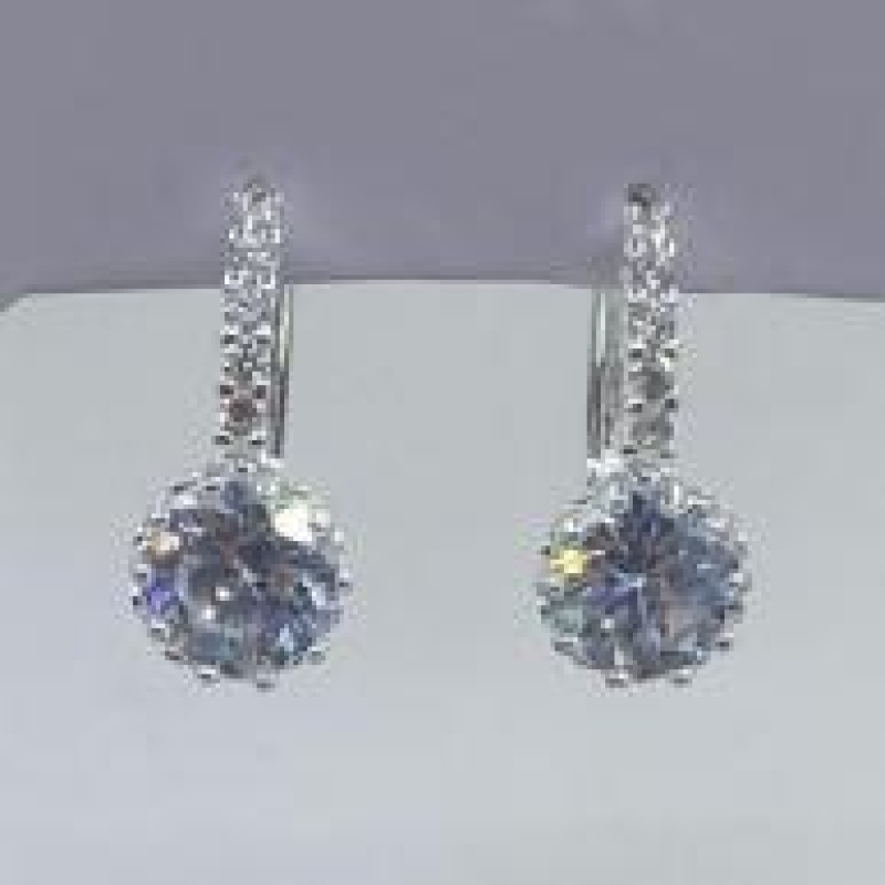 Brinco Meia Argola Trabalhada