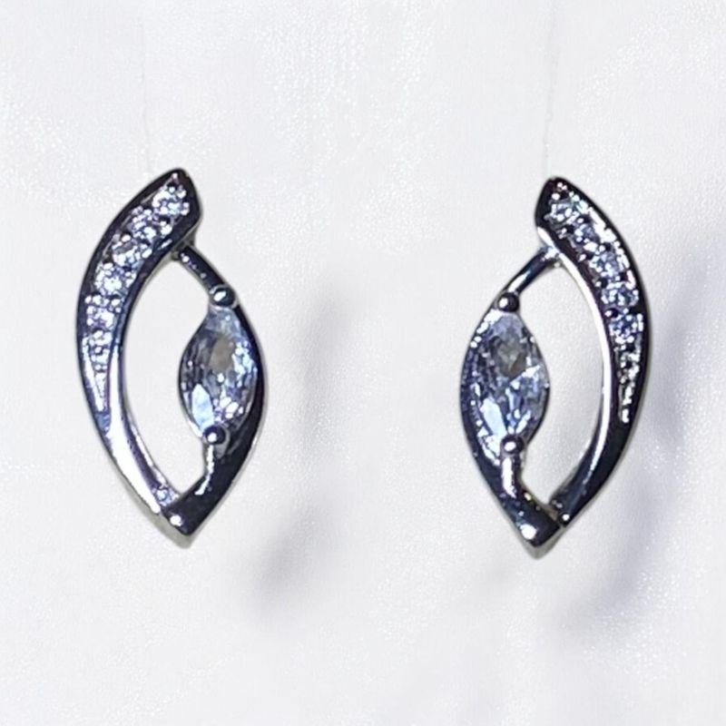 Brinco Olho Brilhante