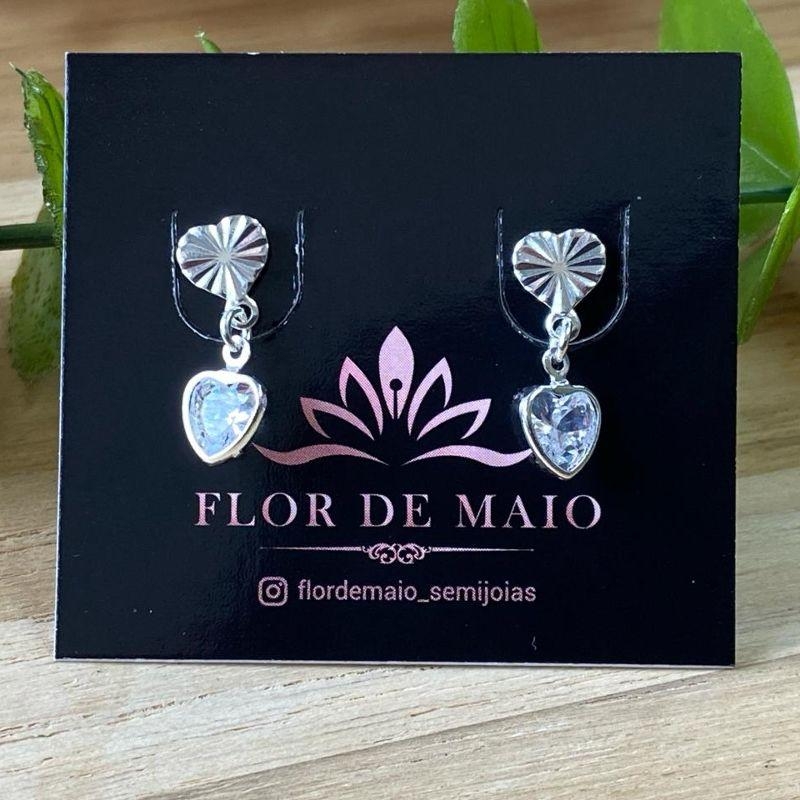 Brinco Pedra Coração Pendurado