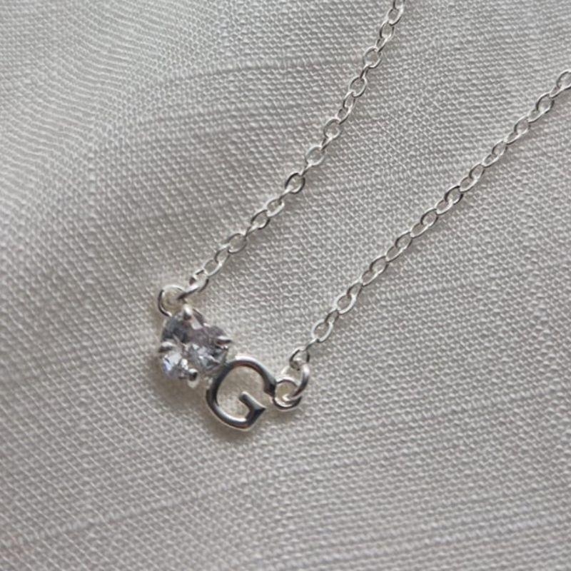 Corrente Pingente Brilhante Letra 