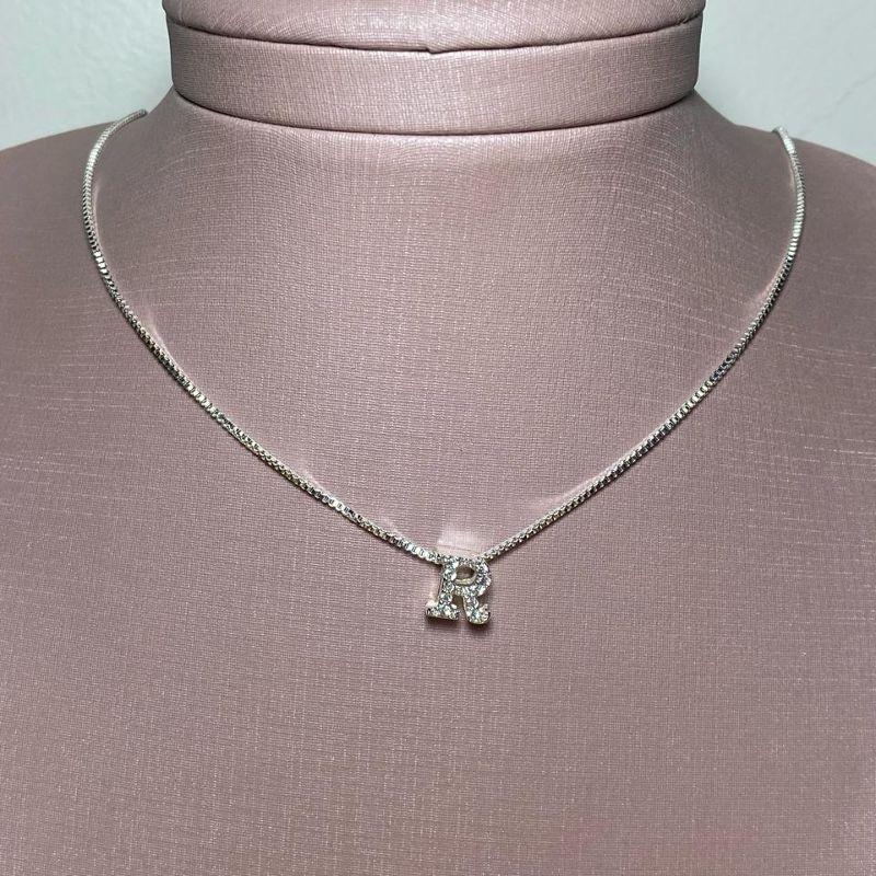 Gargantilha Pingente Letra 