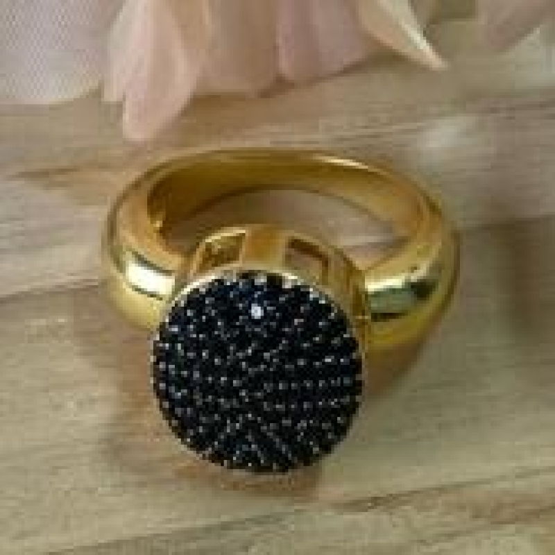 Anel Chuveiro Oval Zirconias Negras