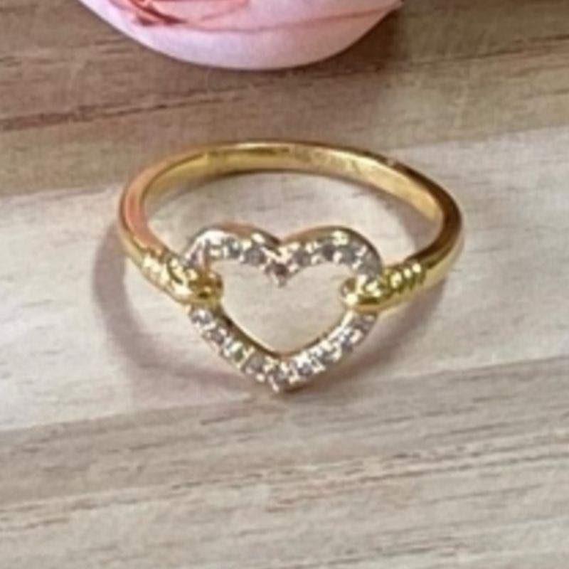 Anel Coração Vazado Cravejado