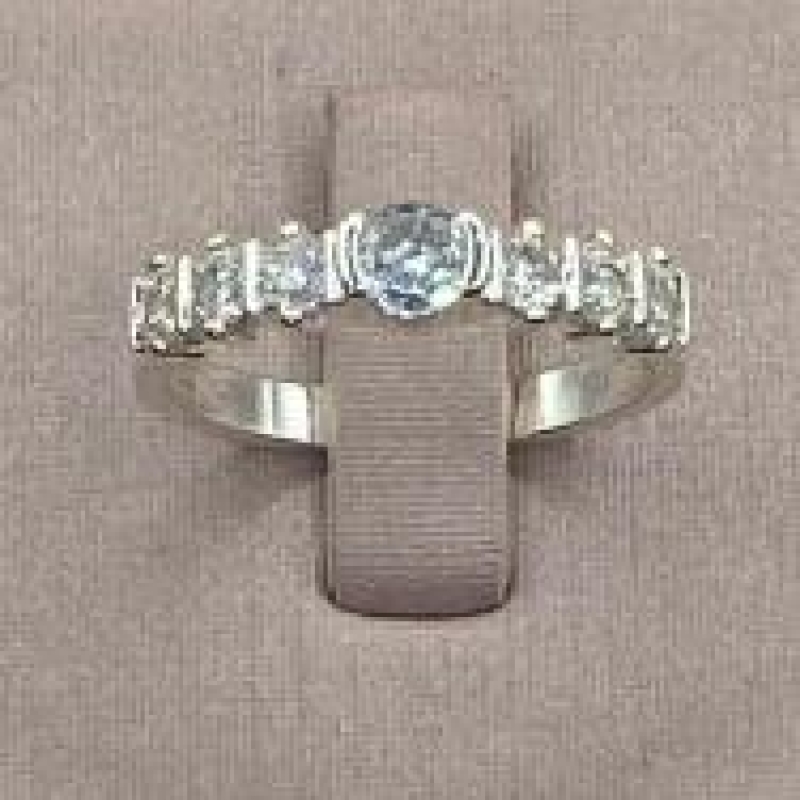 Anel Cravejado Brilhantes