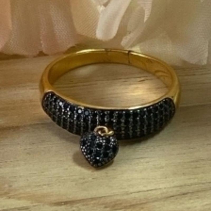 Anel Cravejado Coração Preto