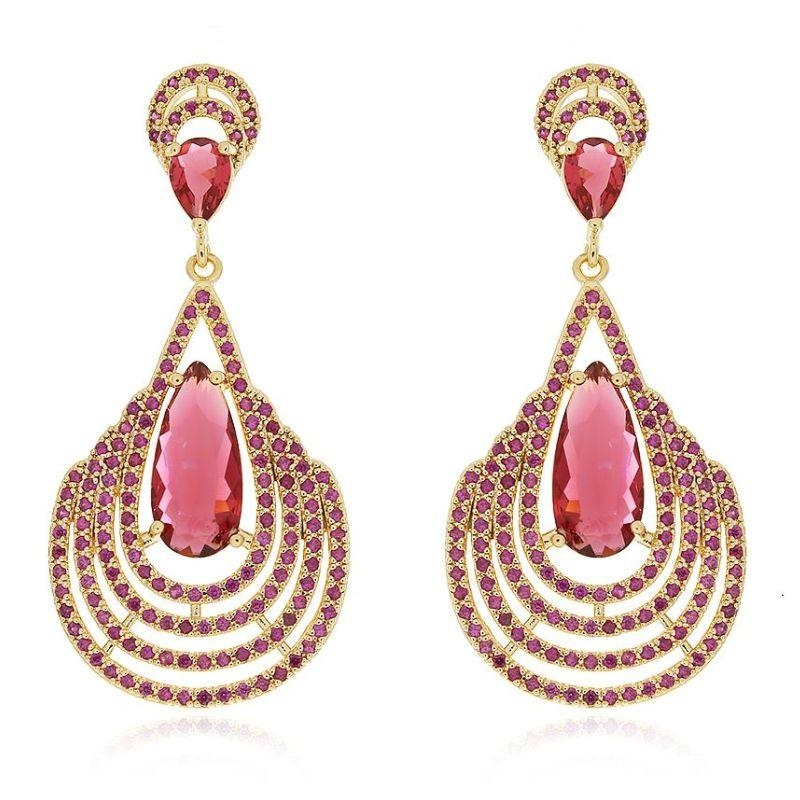 Brinco Cravejado Zirconias e Pedra Vermelha