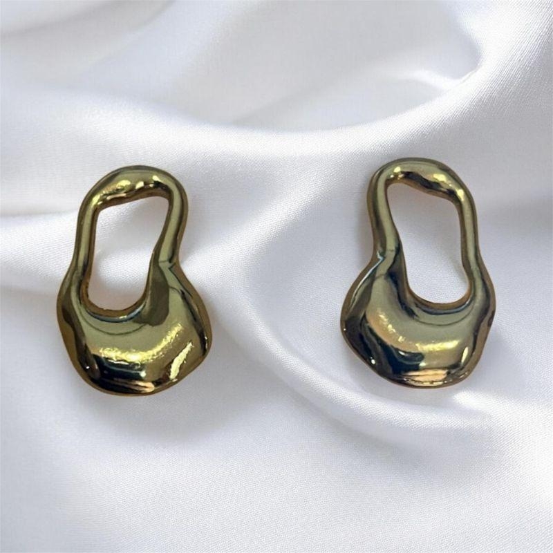 Brinco Fixo Fio Perola