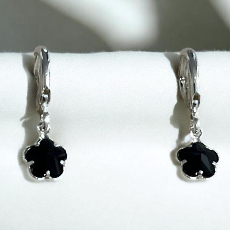 Brinco Tic Tac Trevo Preto