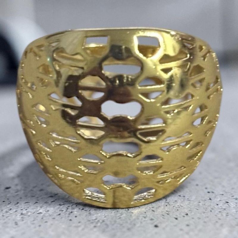 Anel Detalhado Vazado